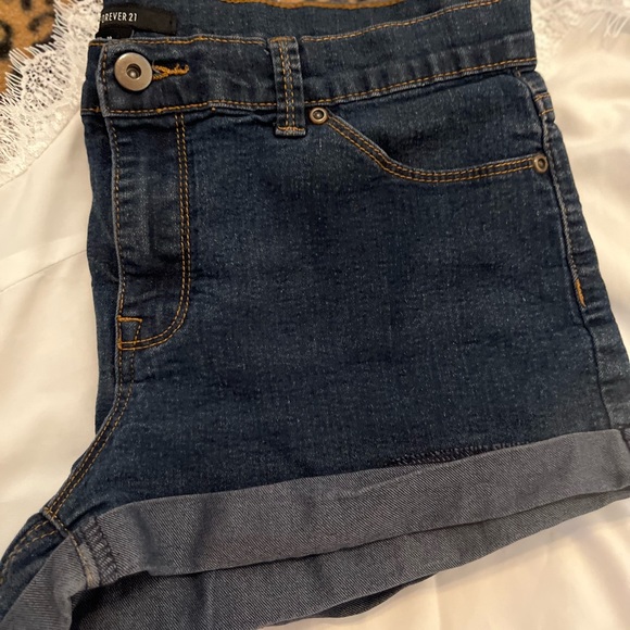 White blouse with Forever 21 jean shorts. - Picture 5 of 6